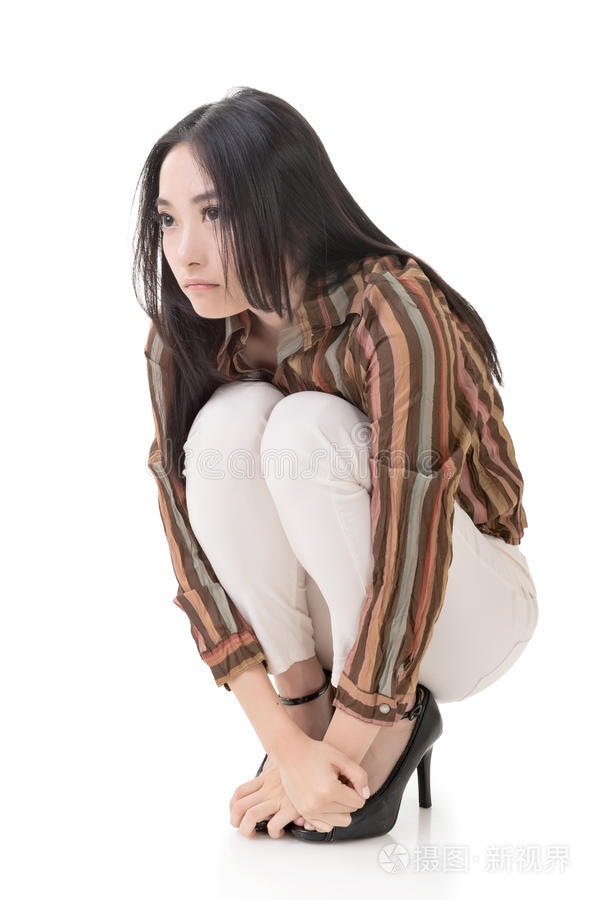 嘴唇直播下载 夜长梦多